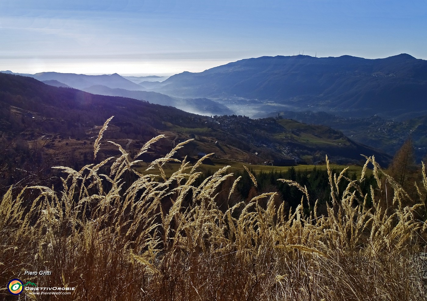 19 Vista su Fuipiano e la Valle Imagna.JPG -                                